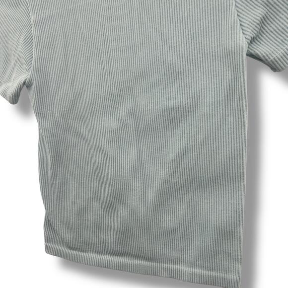 Hippie Rose Light Blue Ribbed Baby Tee Size Medium Stretchy Short Sleeve Fitted - Picture 4 of 5